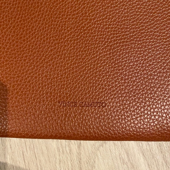 New Vince Camuto cognac vegan leather Luck tote - Picture 4 of 5